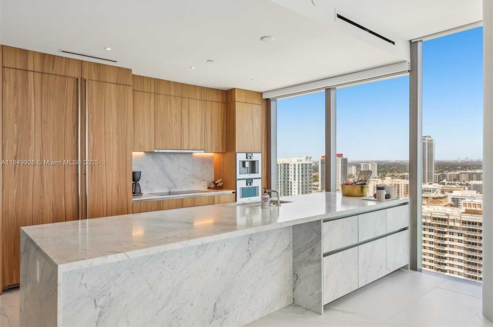 Small Image of 2000 SOUTH OCEAN DR #28A, Hallandale Beach Number 14
