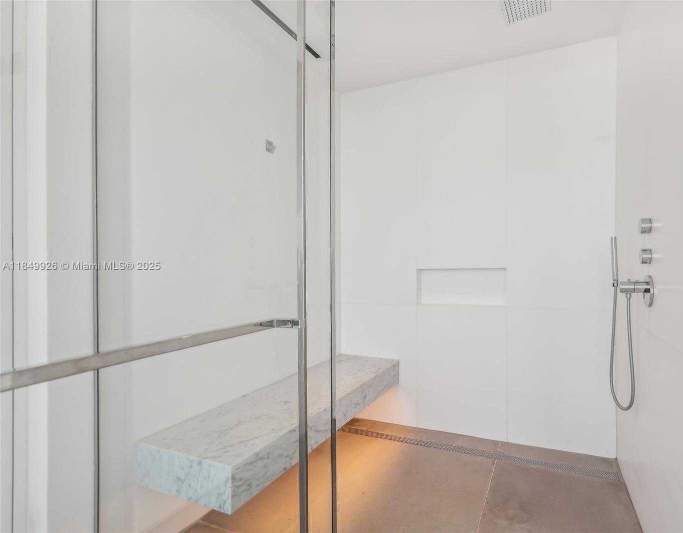 Small Image of 2000 SOUTH OCEAN DR #28A, Hallandale Beach Number 29