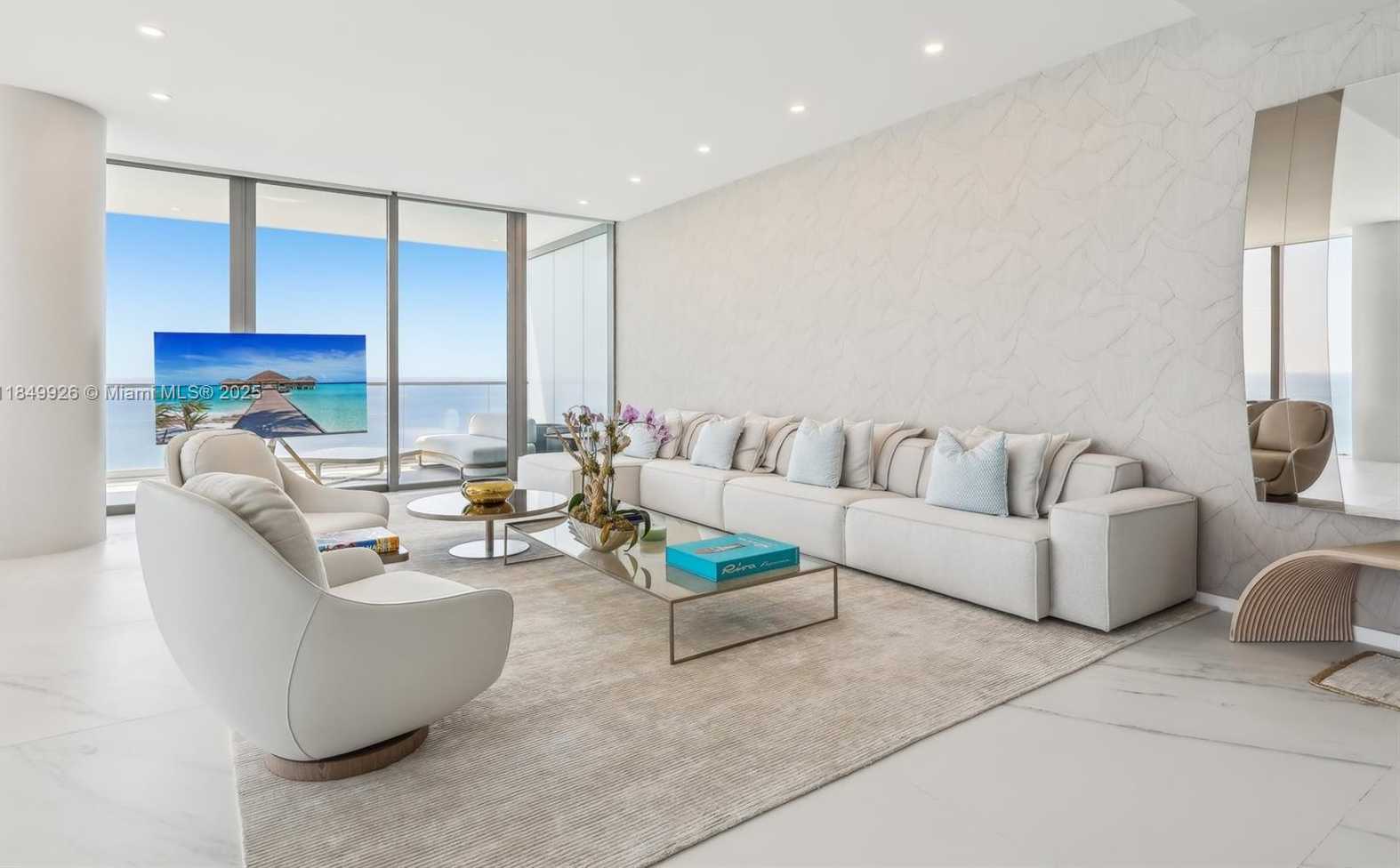 Small Image of 2000 SOUTH OCEAN DR #28A, Hallandale Beach Number 3