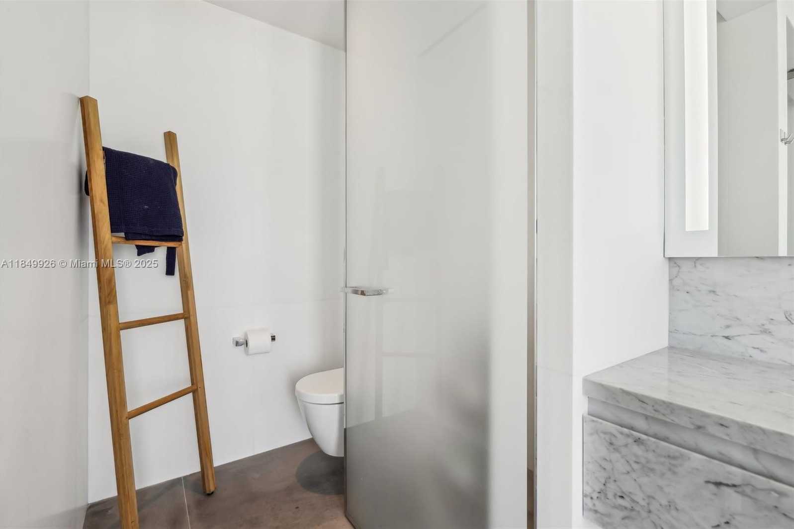Small Image of 2000 SOUTH OCEAN DR #28A, Hallandale Beach Number 30