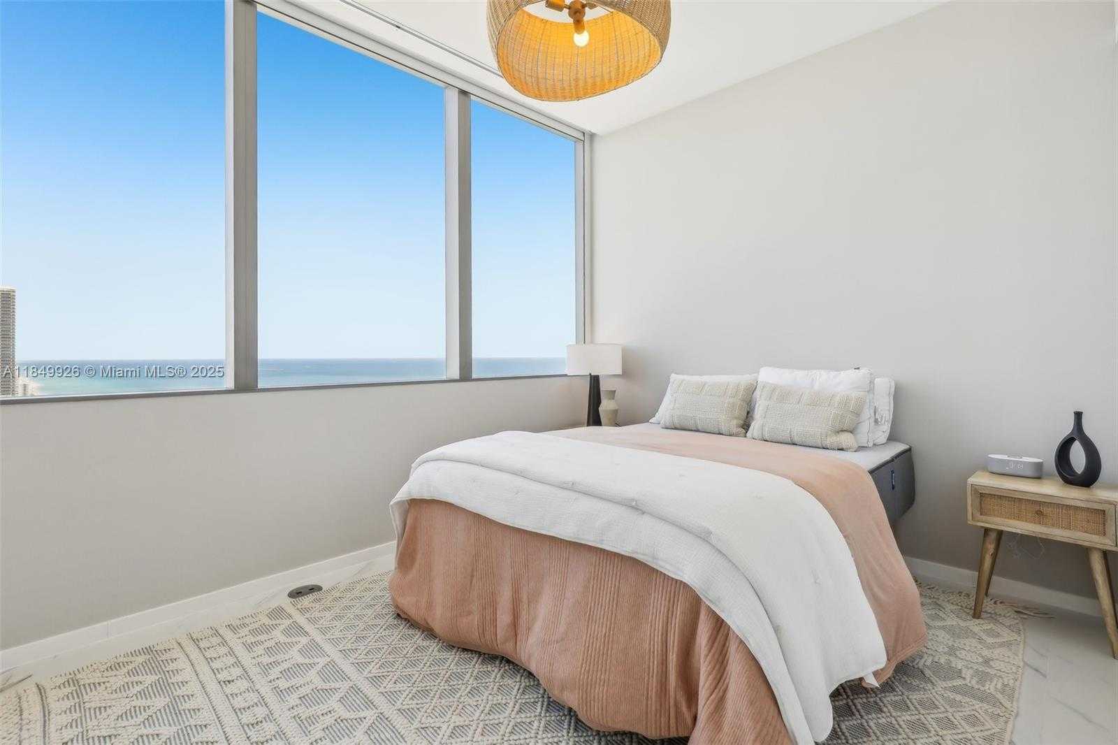 Small Image of 2000 SOUTH OCEAN DR #28A, Hallandale Beach Number 38