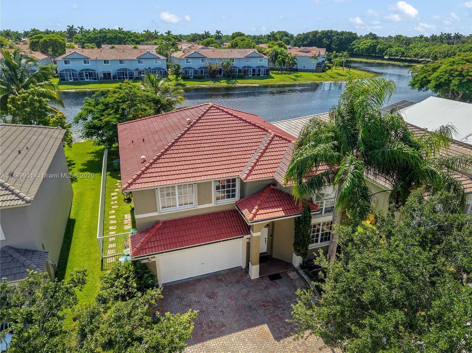 Small Image of 4025 SAPPHIRE LN #4025, Weston Number 4