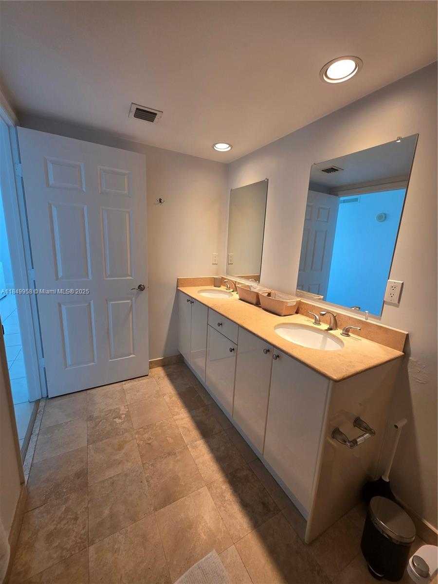 Small Image of 1745 EAST HALLANDALE BEACH BLVD #1008W, Hallandale Beach Number 25