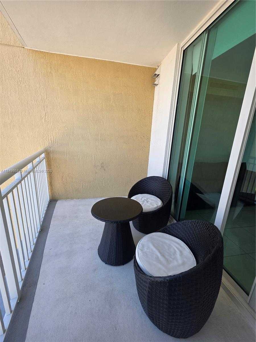 Small Image of 1745 EAST HALLANDALE BEACH BLVD #1008W, Hallandale Beach Number 27