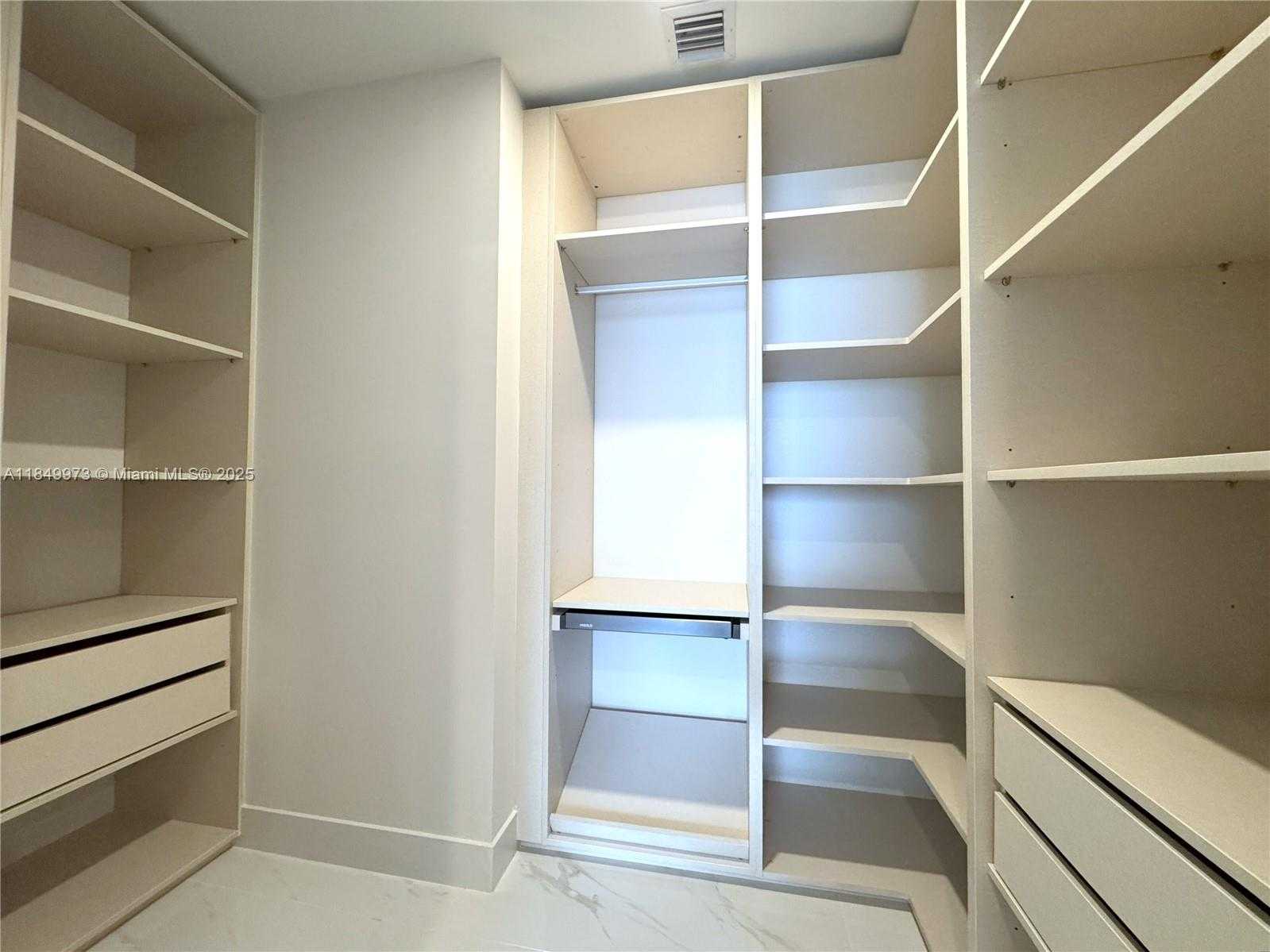 Small Image of 725 NE 24TH #804, Bay Harbor Islands Number 12