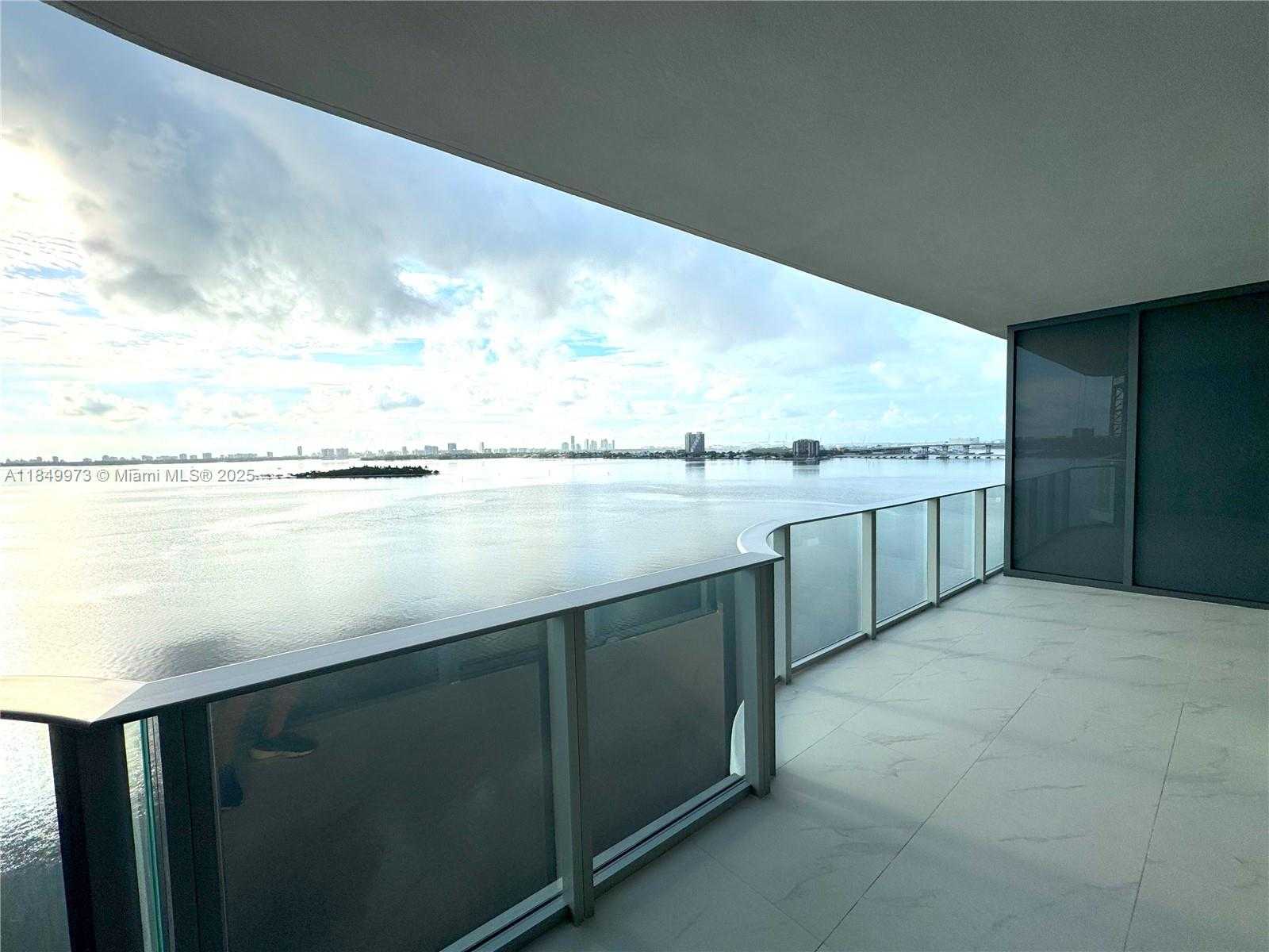 Small Image of 725 NE 24TH #804, Bay Harbor Islands Number 14