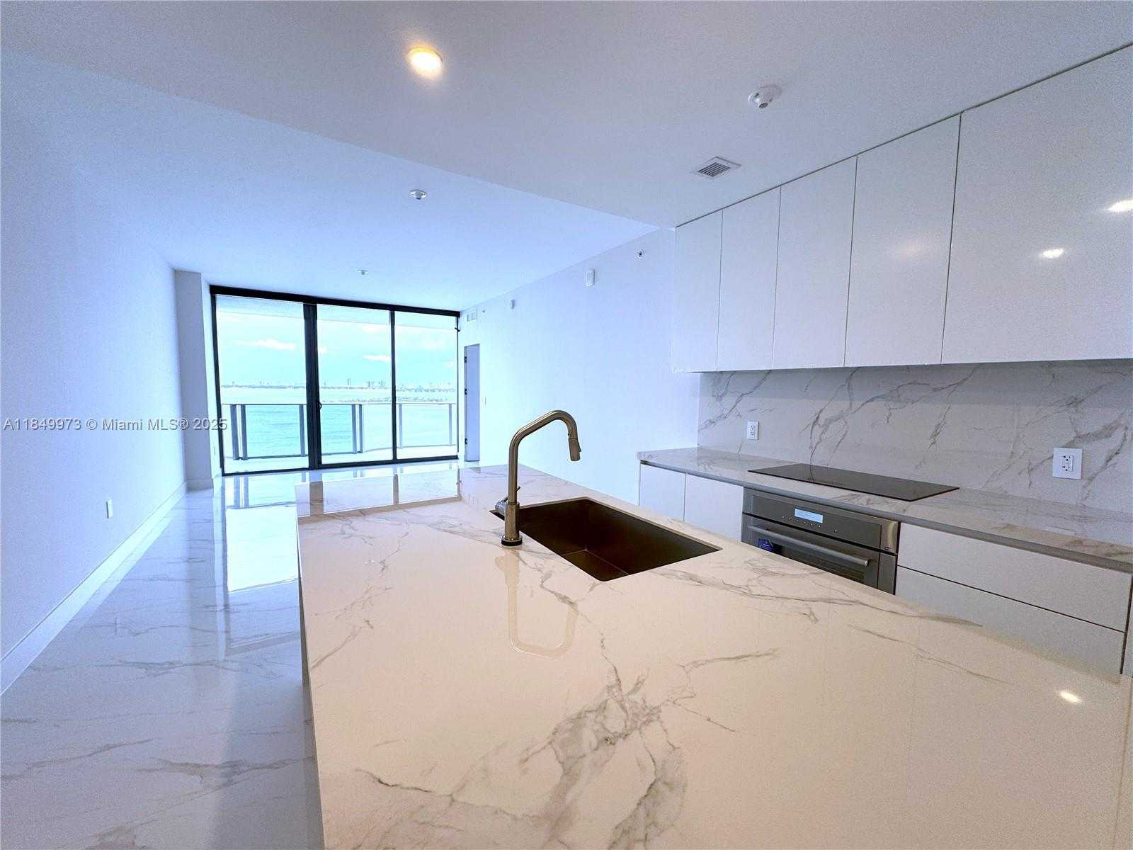 Small Image of 725 NE 24TH #804, Bay Harbor Islands Number 2