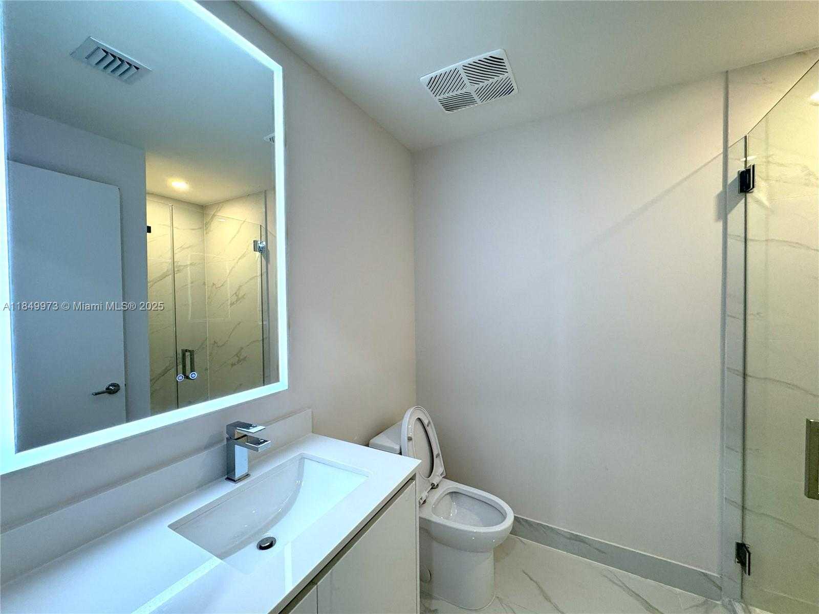 Small Image of 725 NE 24TH #804, Bay Harbor Islands Number 20