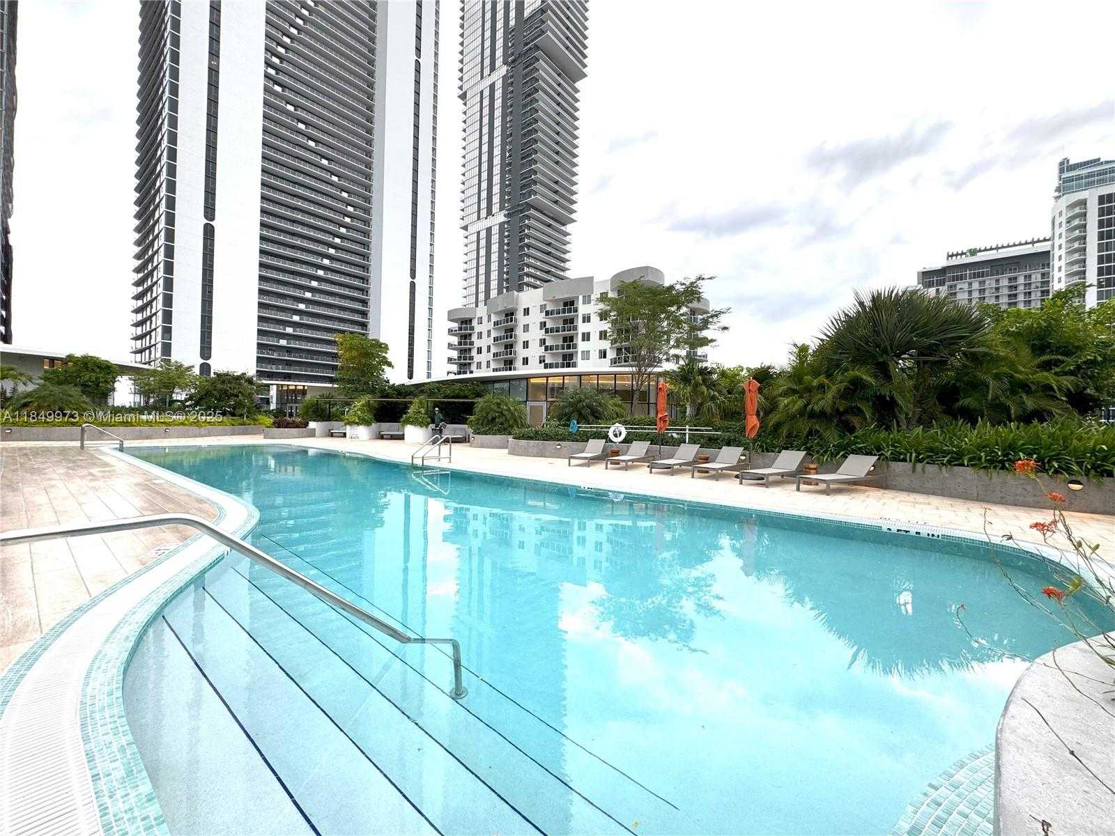 Small Image of 725 NE 24TH #804, Bay Harbor Islands Number 39
