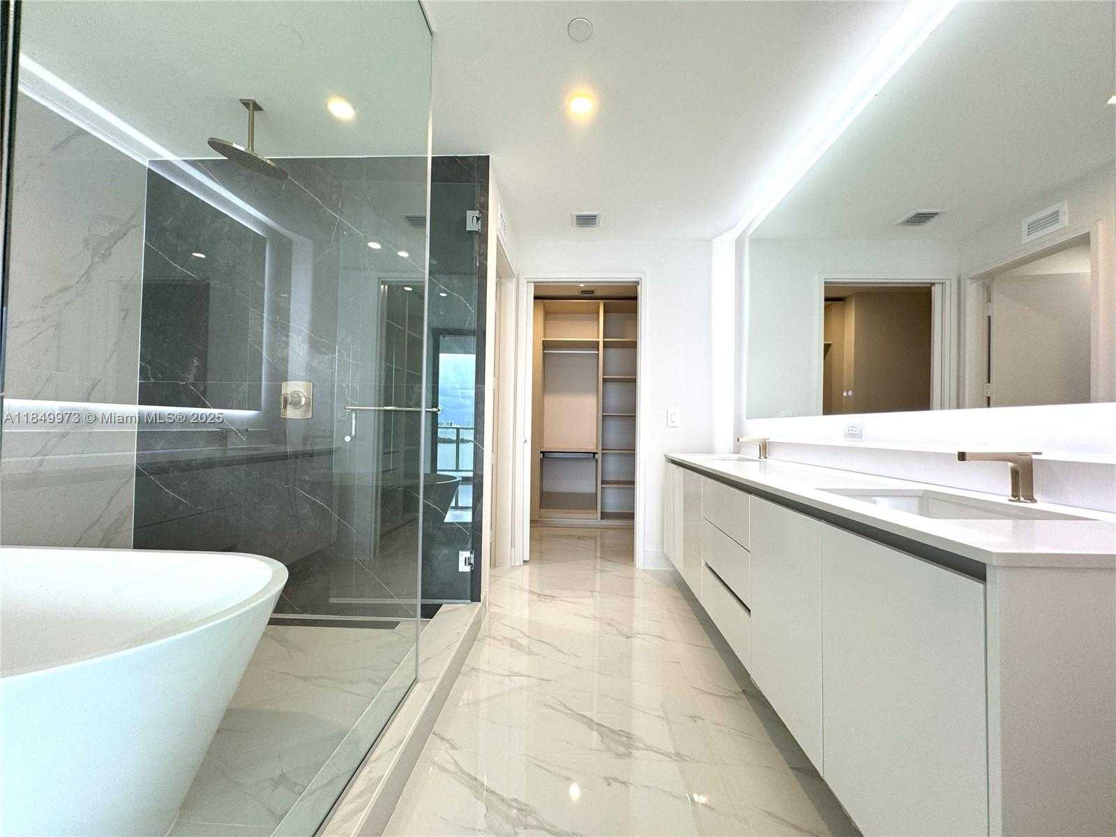 Small Image of 725 NE 24TH #804, Bay Harbor Islands Number 8