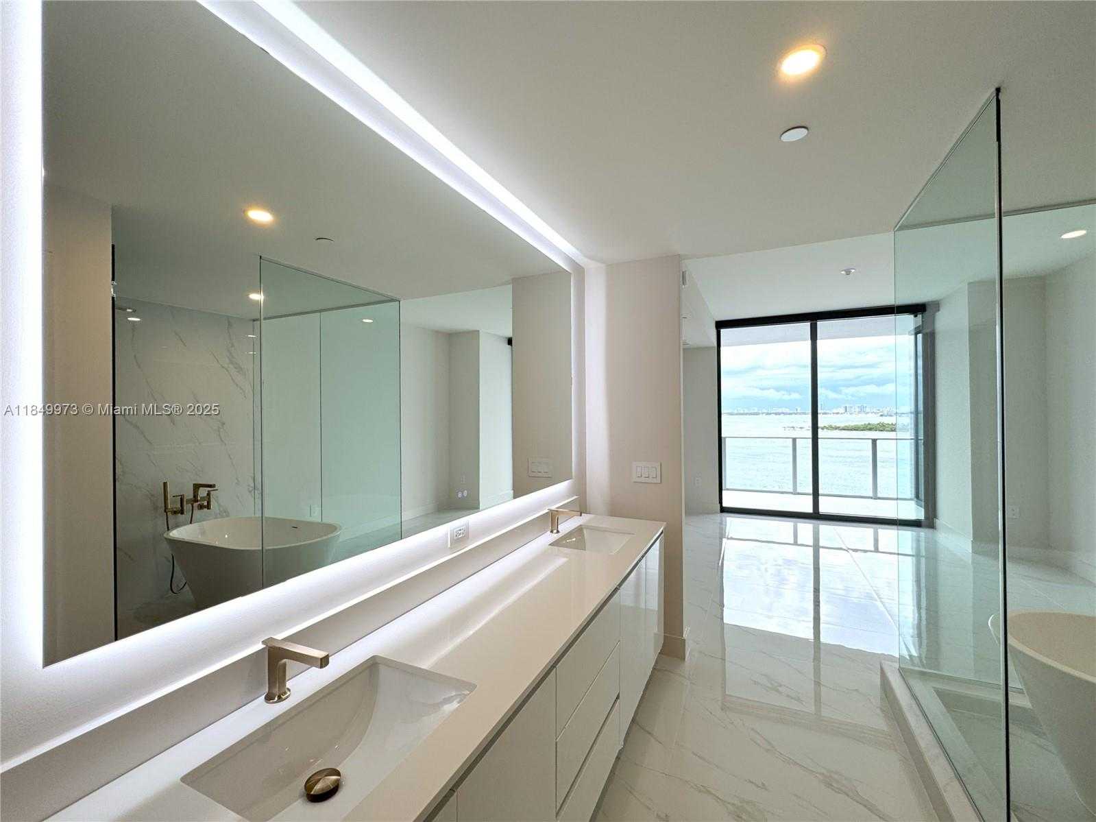 Small Image of 725 NE 24TH #804, Bay Harbor Islands Number 9