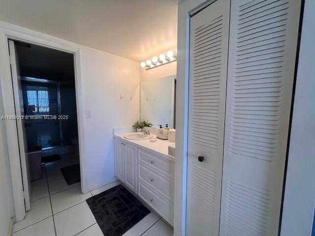 Small Image of 600 THREE ISLANDS BLVD #507, Hallandale Beach Number 17