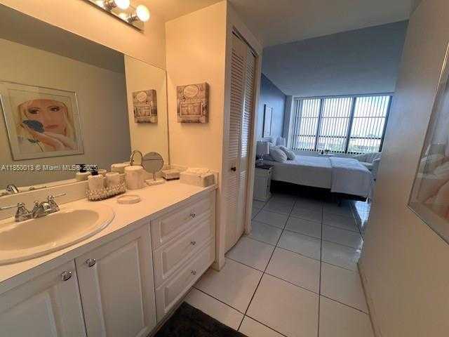 Small Image of 600 THREE ISLANDS BLVD #507, Hallandale Beach Number 18