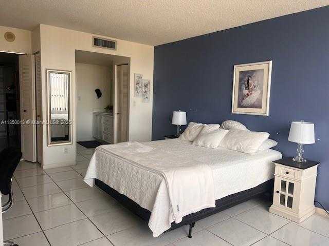 Small Image of 600 THREE ISLANDS BLVD #507, Hallandale Beach Number 21
