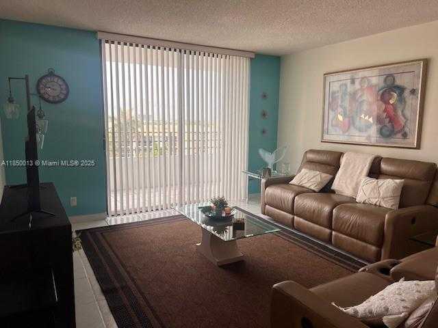 Small Image of 600 THREE ISLANDS BLVD #507, Hallandale Beach Number 8
