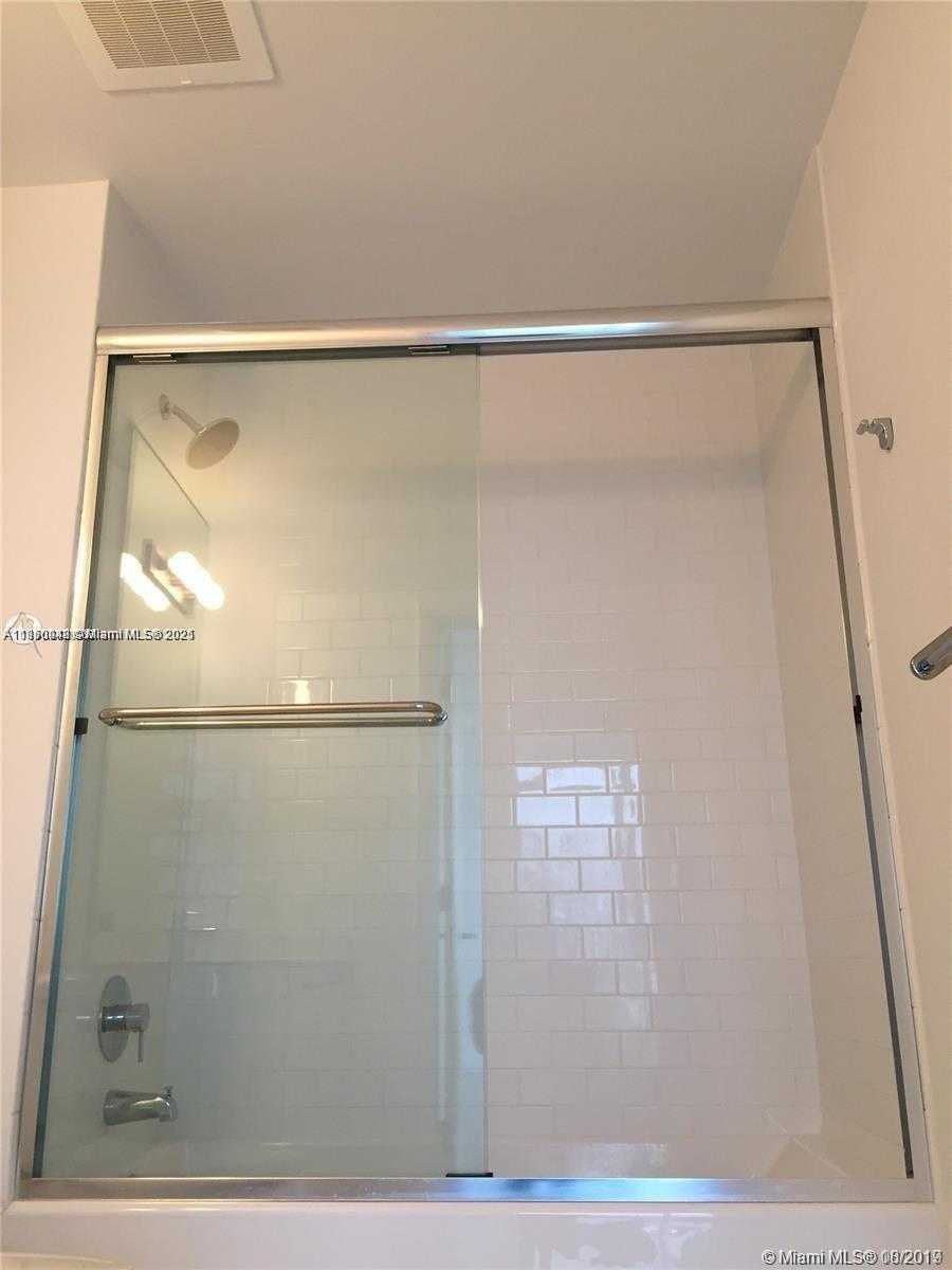 Small Image of 151 SOUTH EAST 1ST ST #910, Miami Number 7