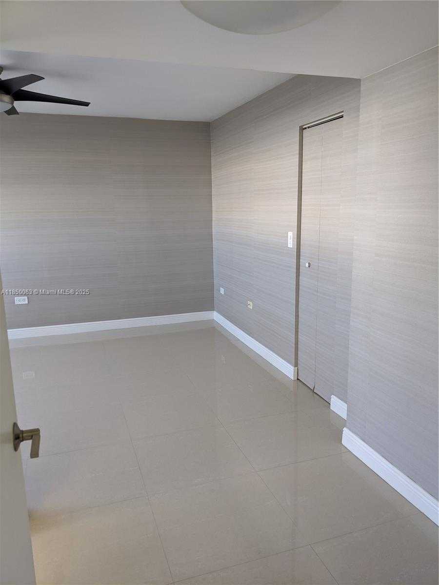 Small Image of 1881 WASHINGTON AVE #8A, Miami Beach Number 15
