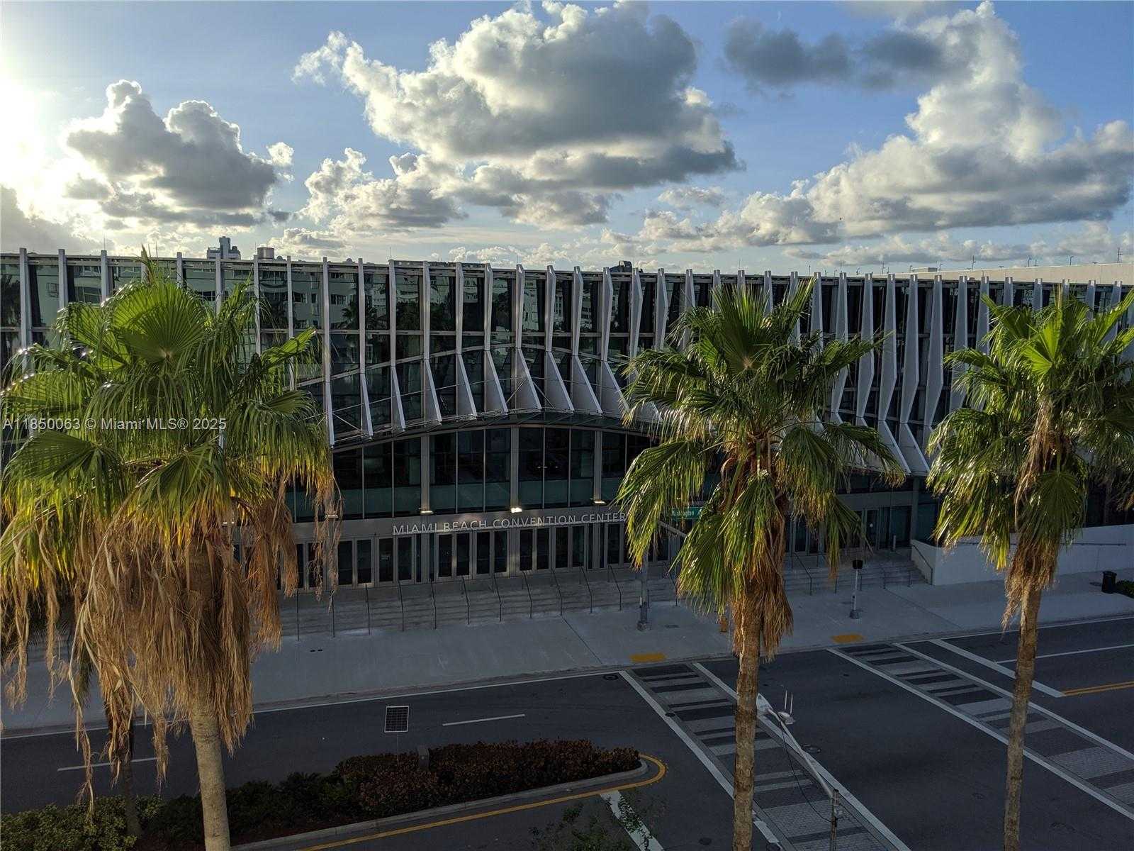 Small Image of 1881 WASHINGTON AVE #8A, Miami Beach Number 19