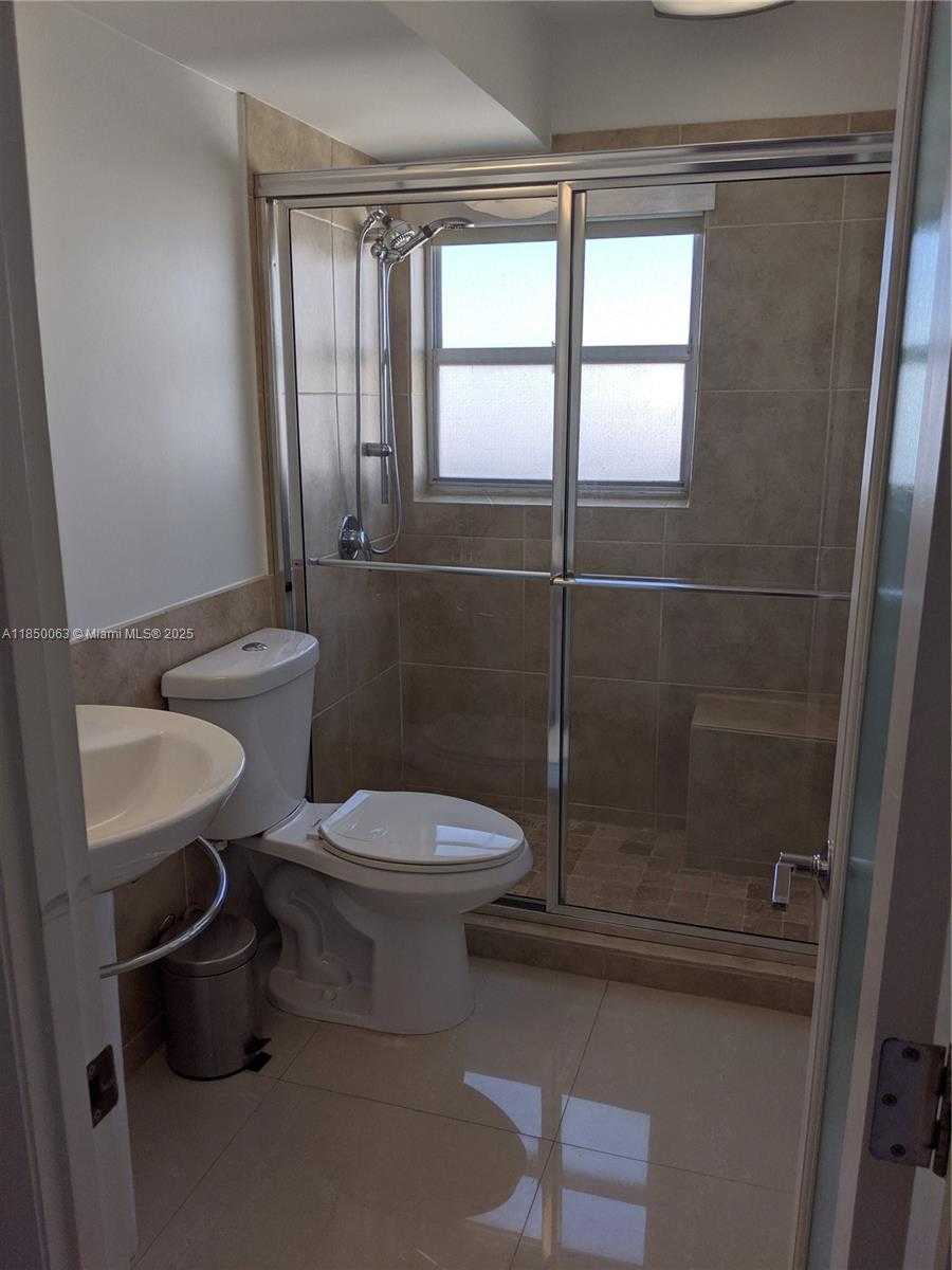 Small Image of 1881 WASHINGTON AVE #8A, Miami Beach Number 8