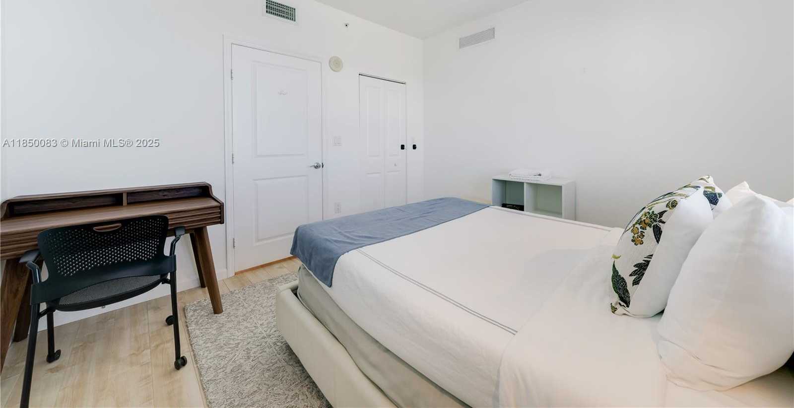 Small Image of 7910 HARBOR ISLAND DR #1102, North Bay Village Number 15