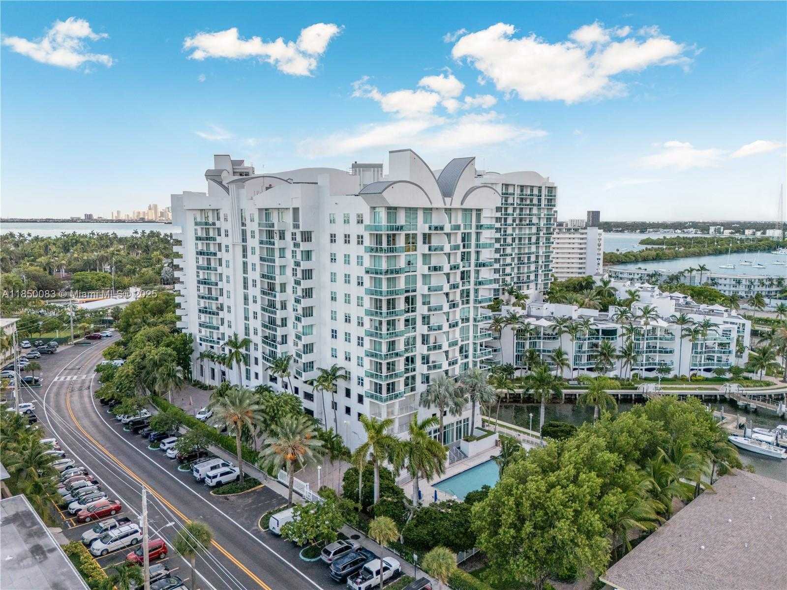 Small Image of 7910 HARBOR ISLAND DR #1102, North Bay Village Number 27