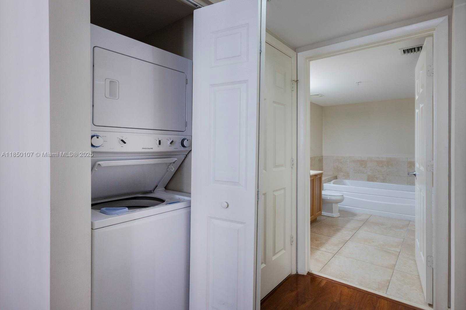 Small Image of 55 MERRICK WAY #724, Coral Gables Number 13