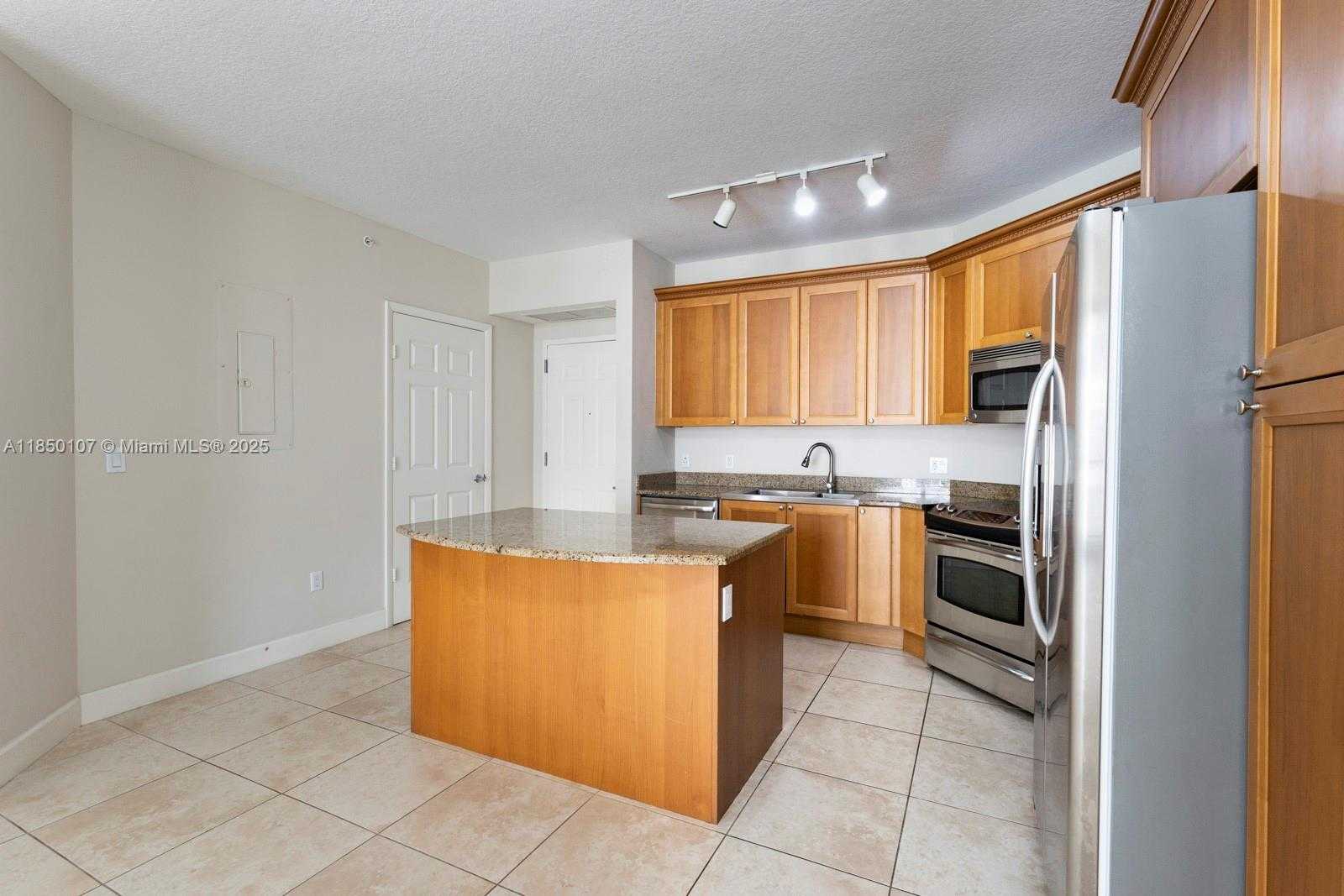Small Image of 55 MERRICK WAY #724, Coral Gables Number 8