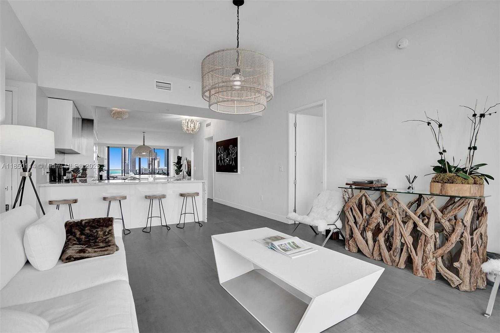 Small Image of 5000 ISLAND ESTATES DR #1006, Aventura Number 12