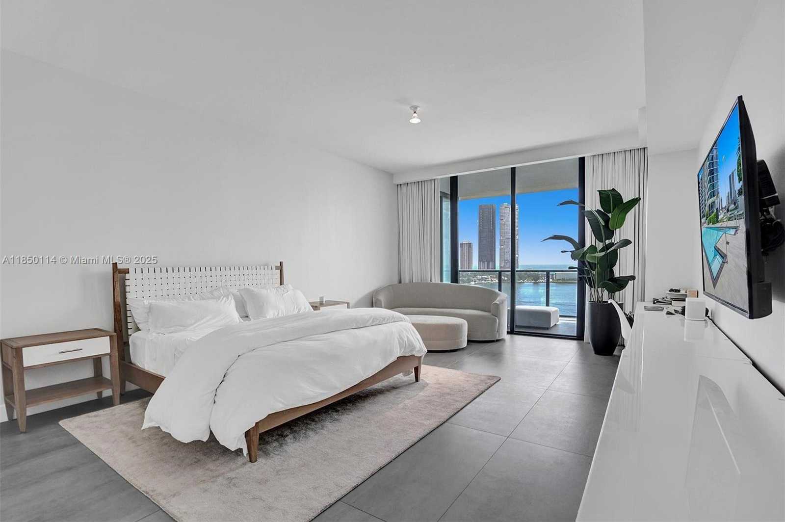 Small Image of 5000 ISLAND ESTATES DR #1006, Aventura Number 15