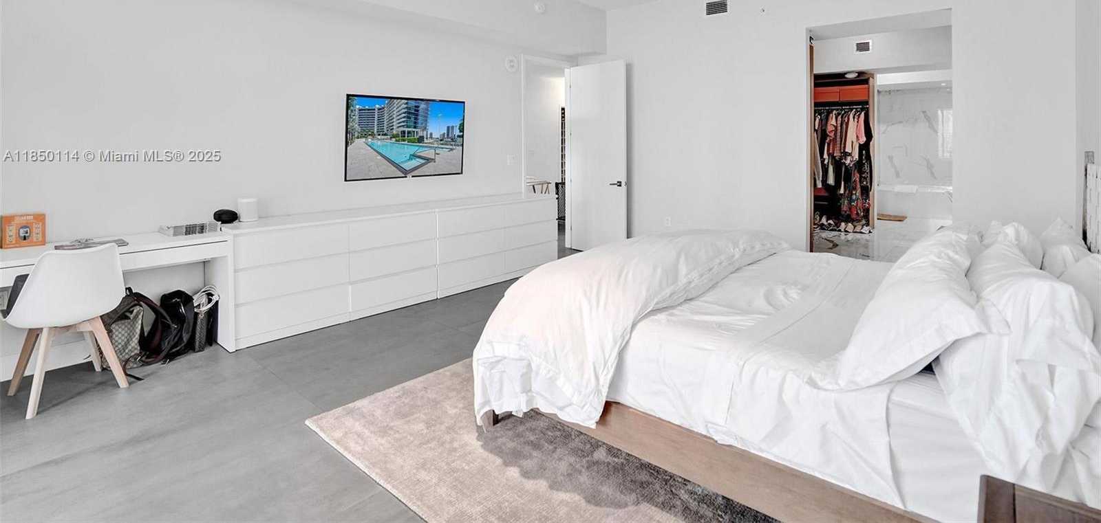 Small Image of 5000 ISLAND ESTATES DR #1006, Aventura Number 18