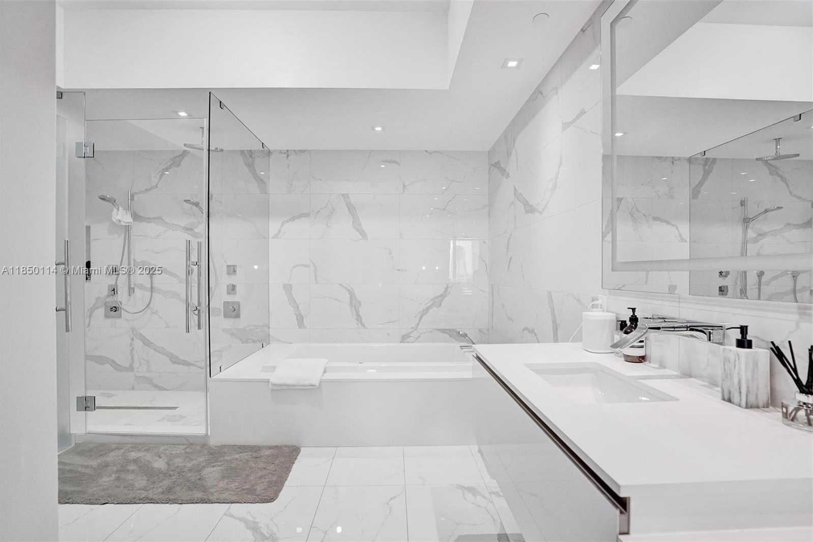 Small Image of 5000 ISLAND ESTATES DR #1006, Aventura Number 21