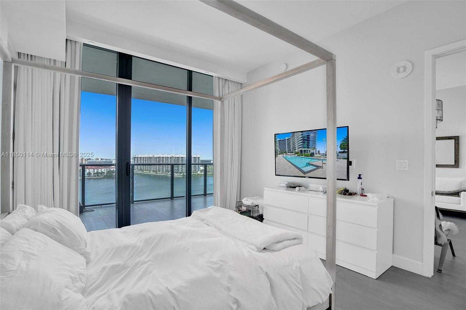 Small Image of 5000 ISLAND ESTATES DR #1006, Aventura Number 33