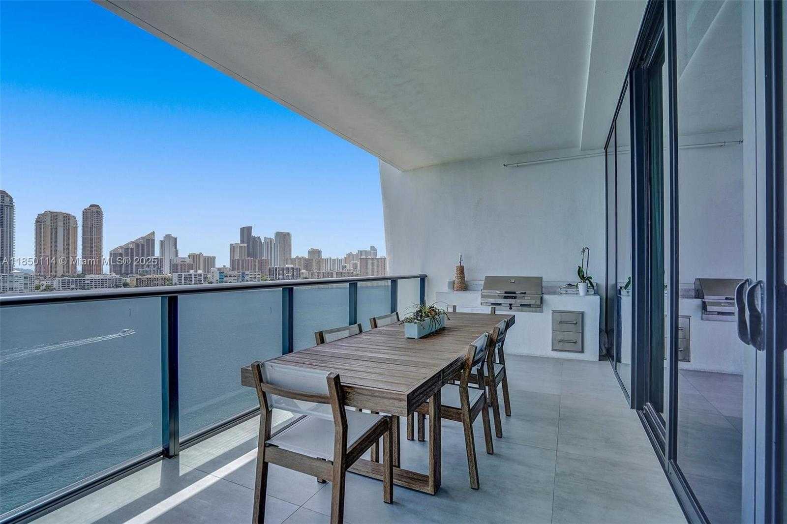 Small Image of 5000 ISLAND ESTATES DR #1006, Aventura Number 39