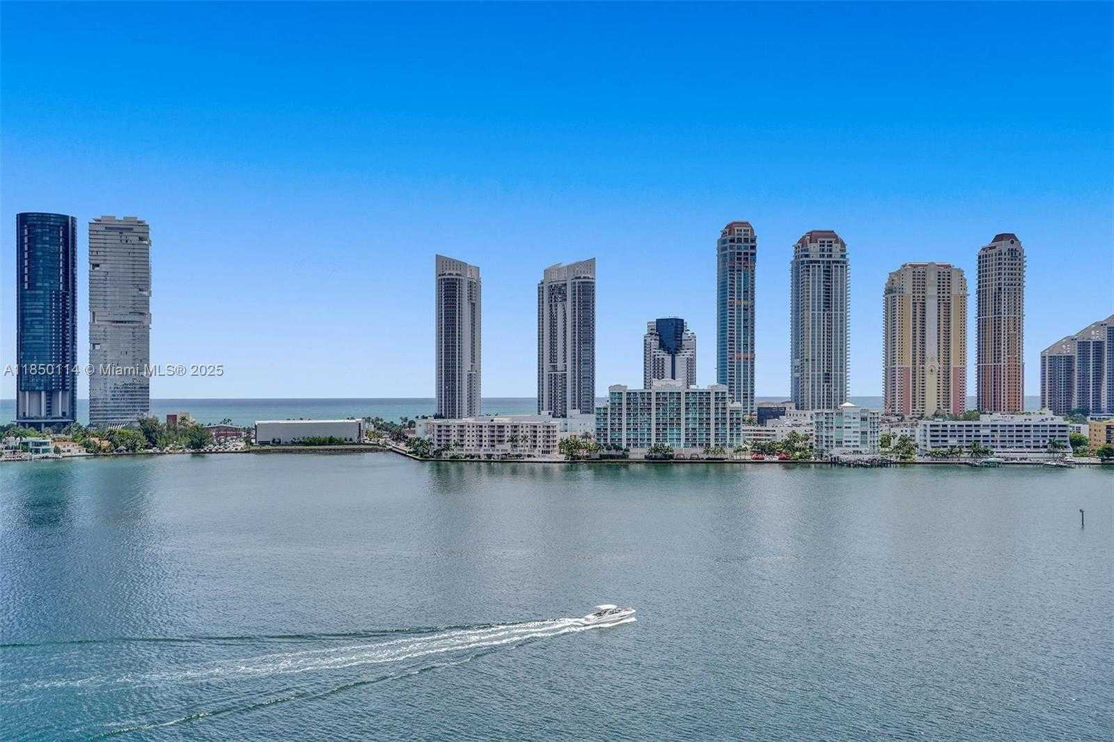 Small Image of 5000 ISLAND ESTATES DR #1006, Aventura Number 40