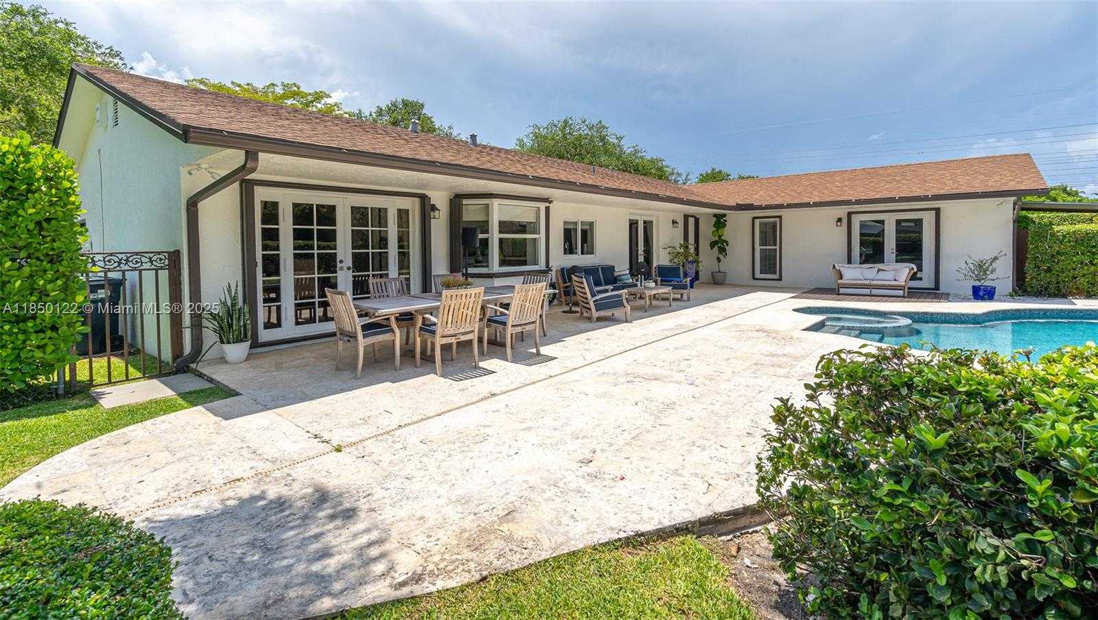 Small Image of 13253 SOUTH WEST 104TH CT, Miami Number 18