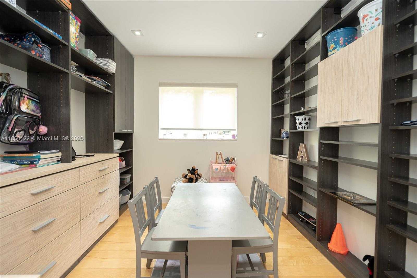 Small Image of 13253 SOUTH WEST 104TH CT, Miami Number 27