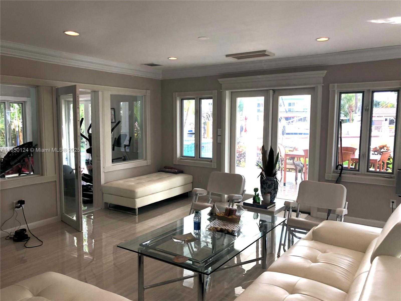 Small Image of 1524 ARGYLE DR #1, Fort Lauderdale Number 12
