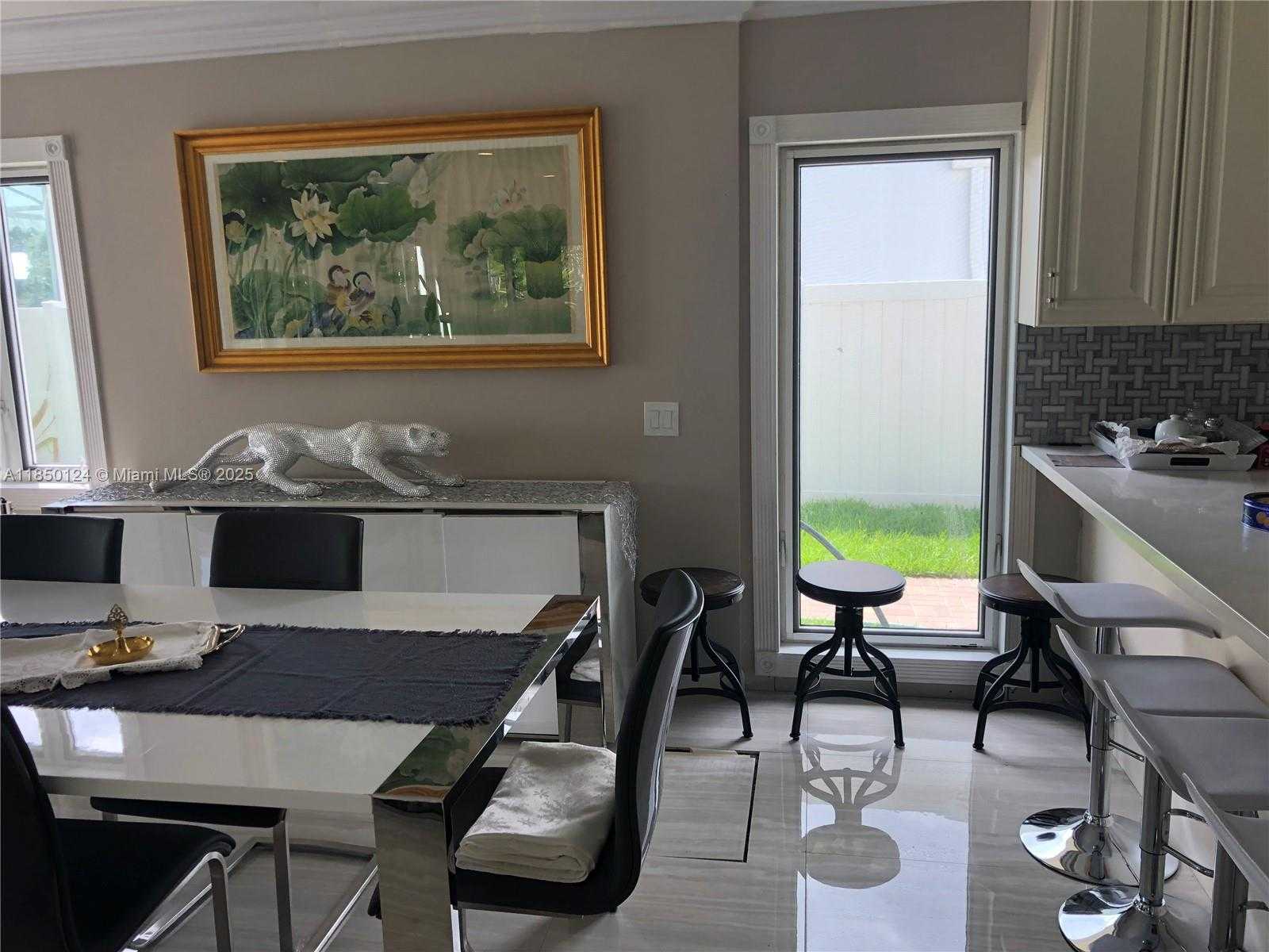Small Image of 1524 ARGYLE DR #1, Fort Lauderdale Number 13