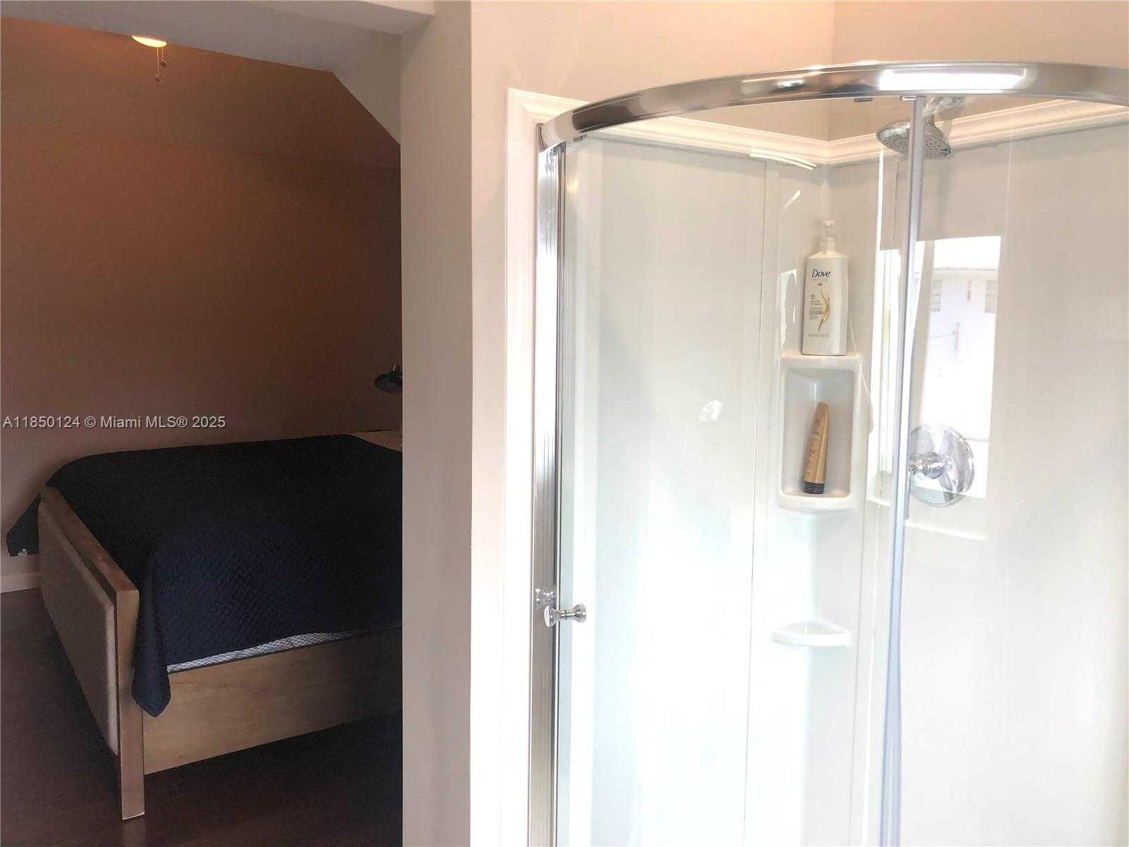 Small Image of 1524 ARGYLE DR #1, Fort Lauderdale Number 18