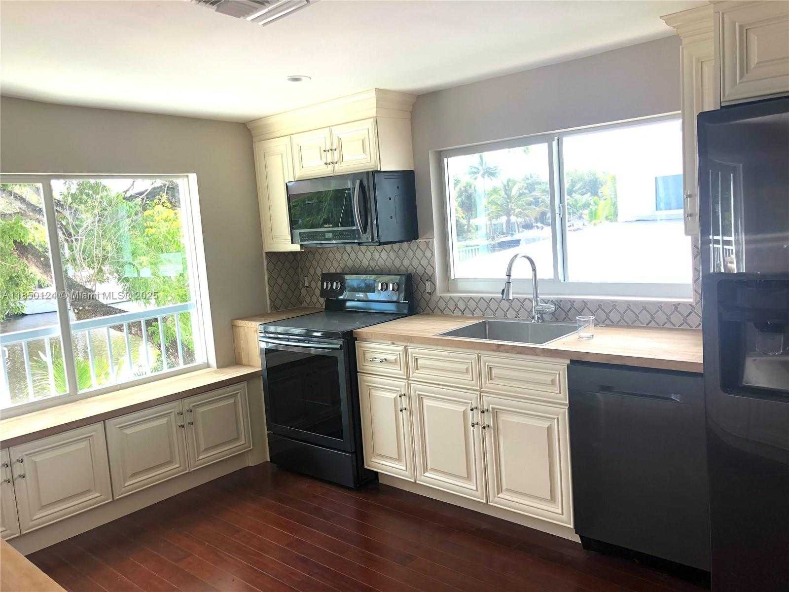 Small Image of 1524 ARGYLE DR #1, Fort Lauderdale Number 20