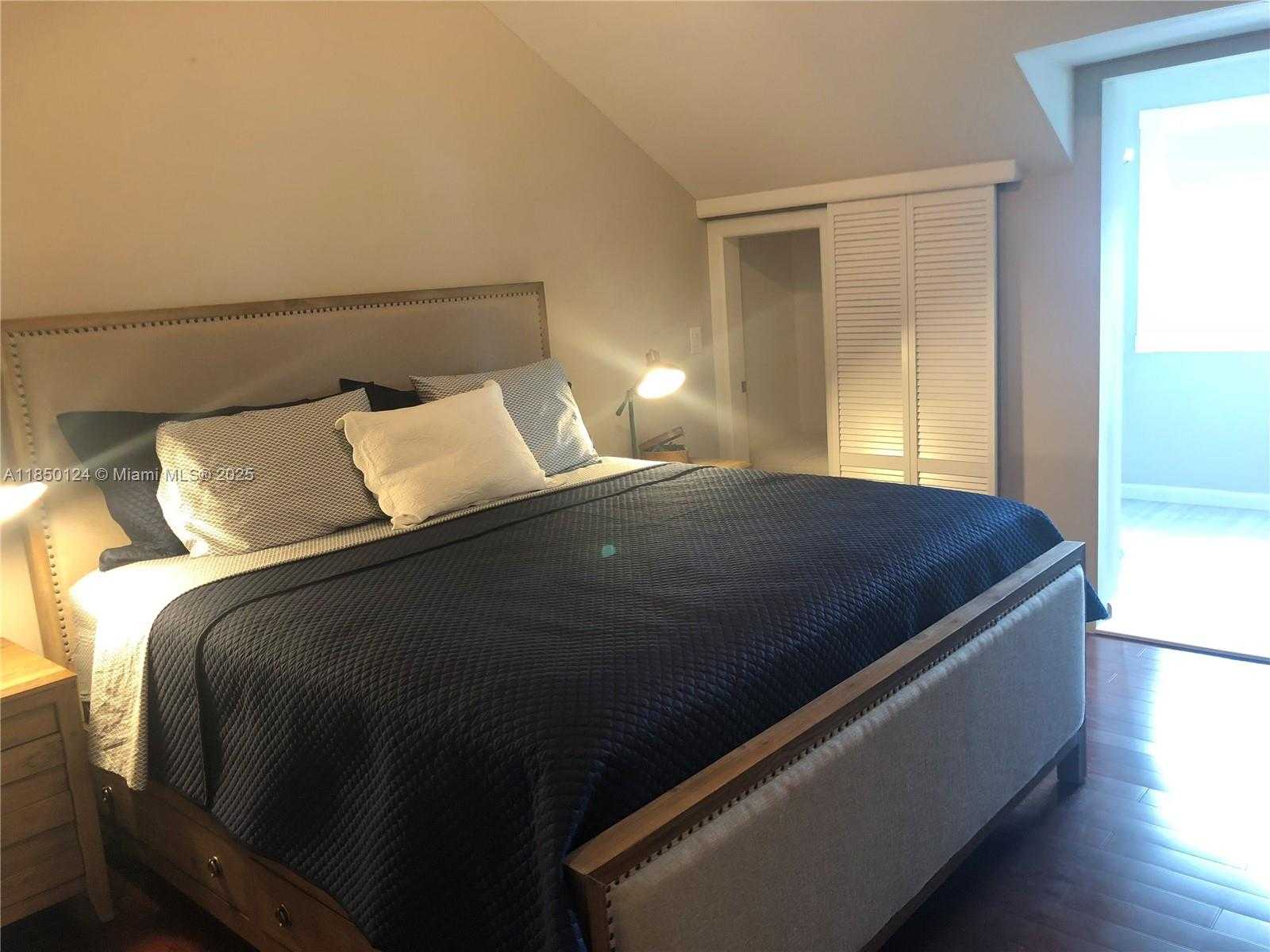 Small Image of 1524 ARGYLE DR #1, Fort Lauderdale Number 27