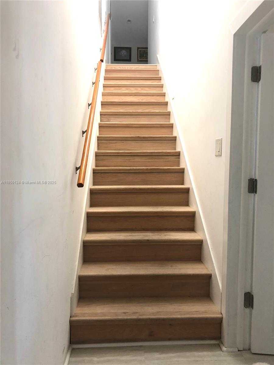 Small Image of 1524 ARGYLE DR #1, Fort Lauderdale Number 29