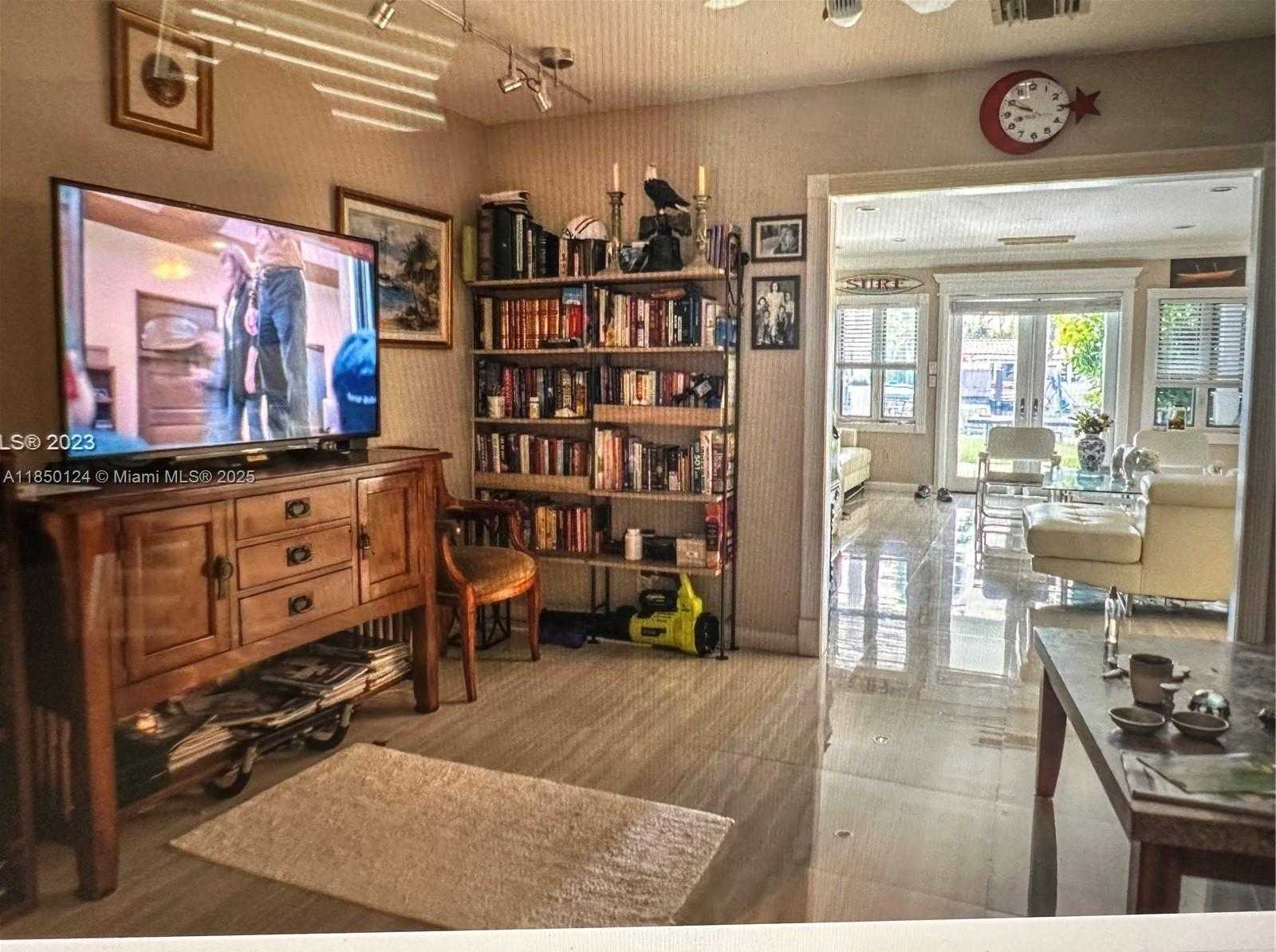 Small Image of 1524 ARGYLE DR #1, Fort Lauderdale Number 31