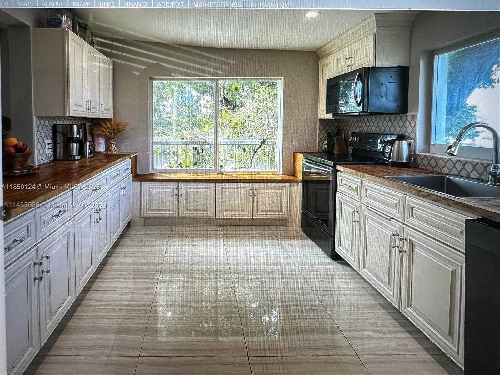 Small Image of 1524 ARGYLE DR #1, Fort Lauderdale Number 32