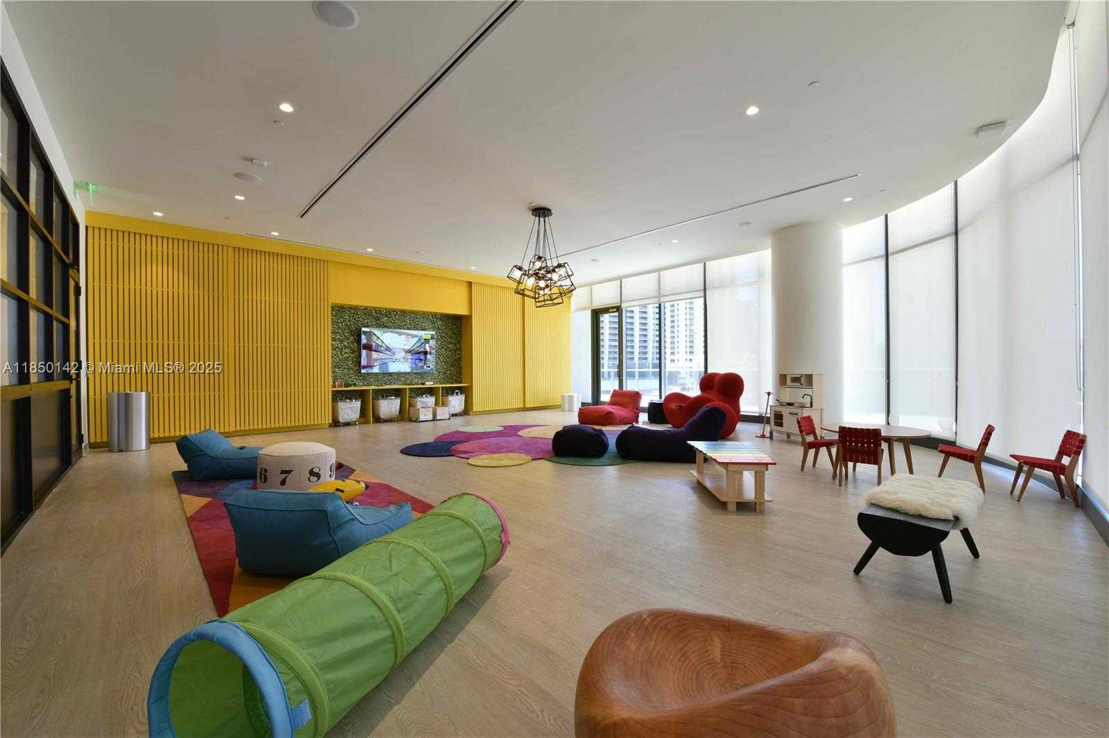 Small Image of 45 SOUTH WEST 9TH ST #2809, Miami Number 27