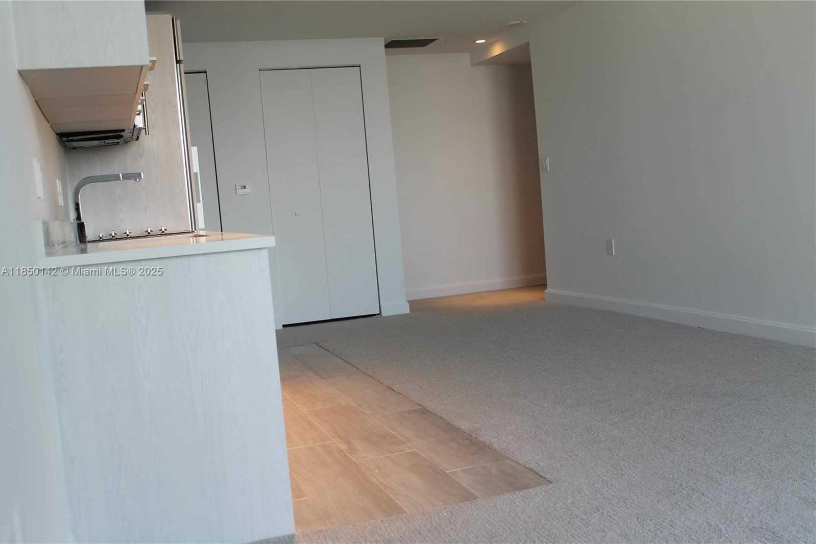 Small Image of 45 SOUTH WEST 9TH ST #2809, Miami Number 3