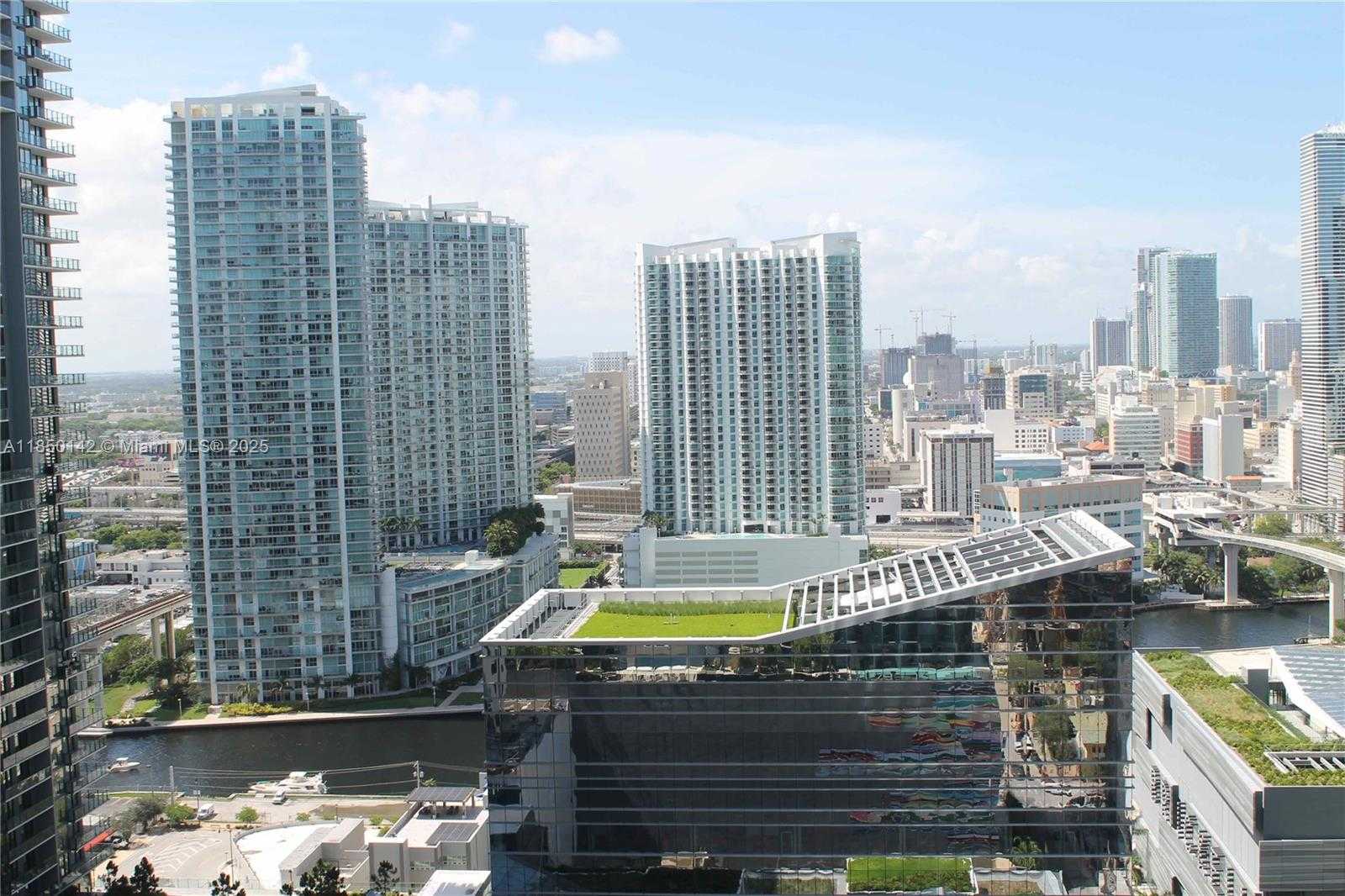 Small Image of 45 SOUTH WEST 9TH ST #2809, Miami Number 30