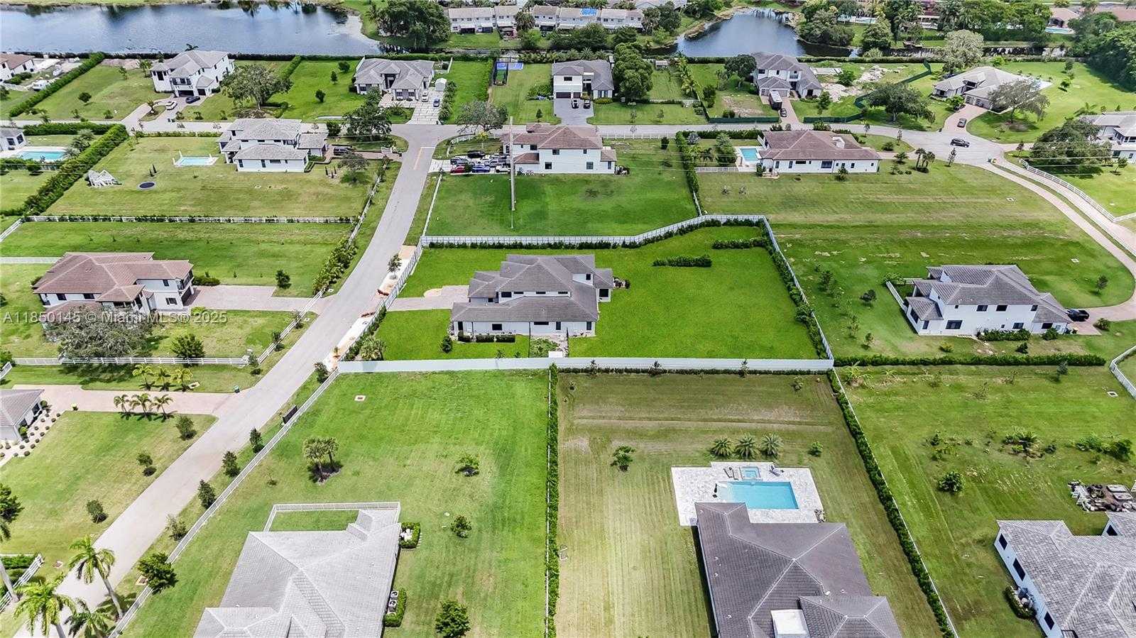 Small Image of 15846 SOUTH WEST 49TH ST, Southwest Ranches Number 37