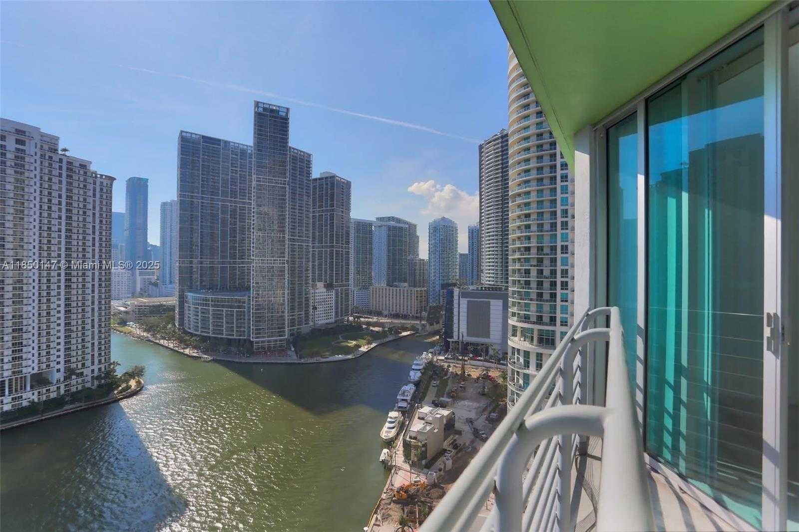 Small Image of 325 SOUTH BISCAYNE BLVD #2317, Miami Number 8