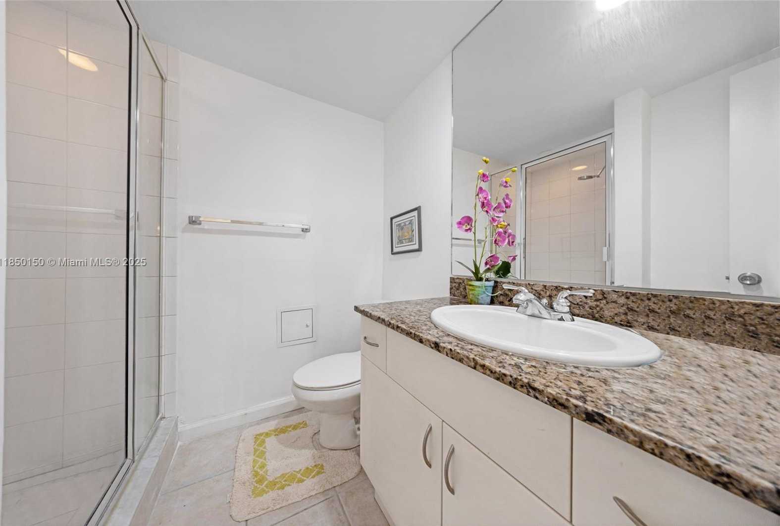 Small Image of 5600 COLLINS AVE #5D, Miami Beach Number 14